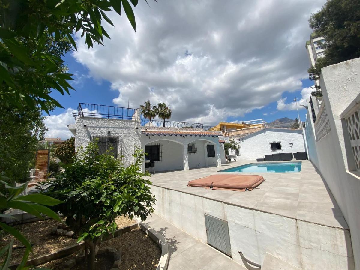 Villa Con Piscina A Un Paso De La Playa Benidorm Eksteriør bilde