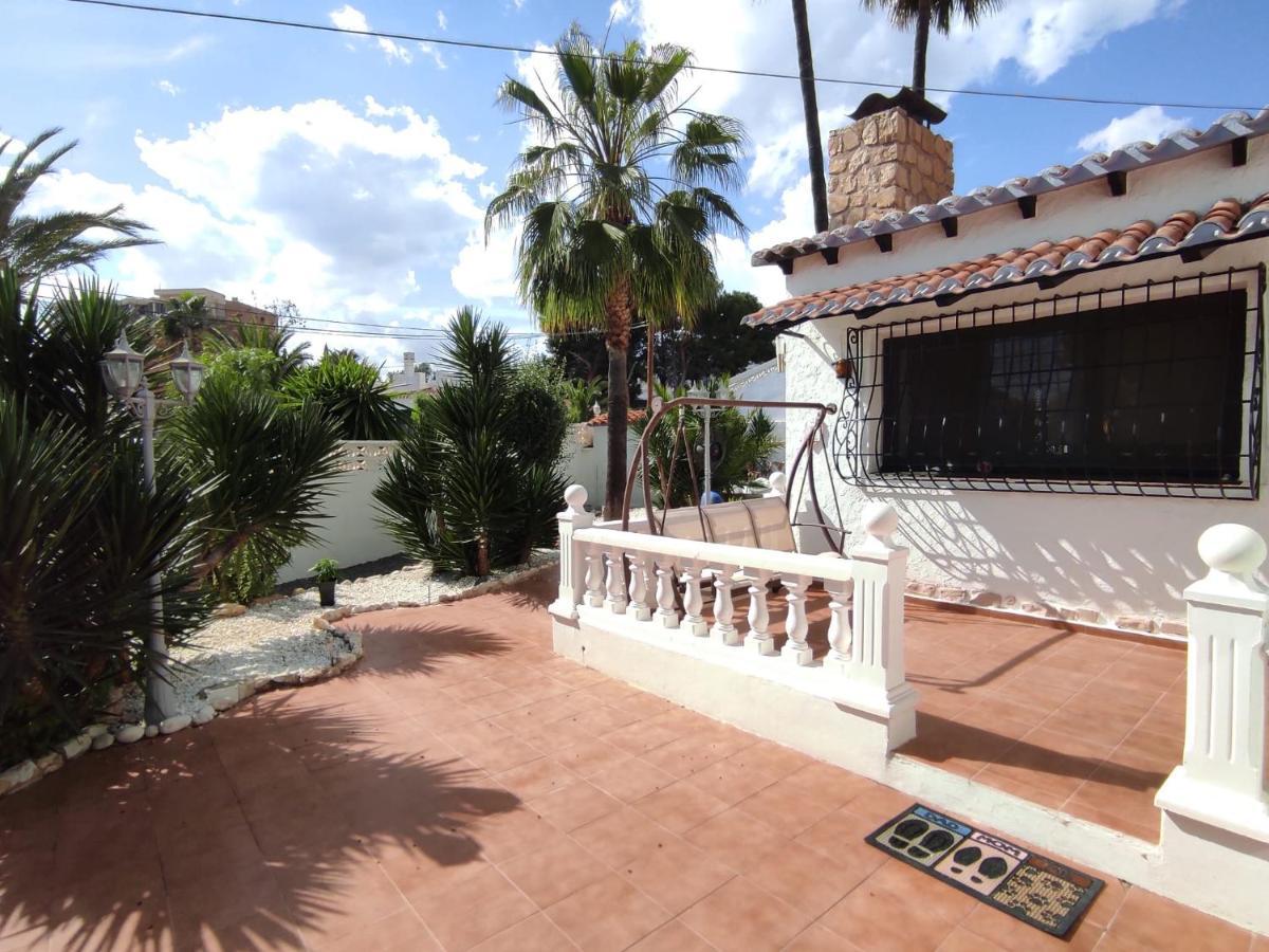Villa Con Piscina A Un Paso De La Playa Benidorm Eksteriør bilde