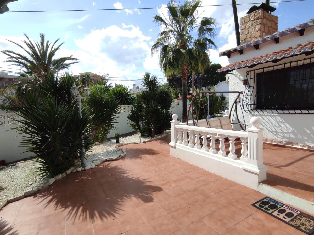 Villa Con Piscina A Un Paso De La Playa Benidorm Eksteriør bilde