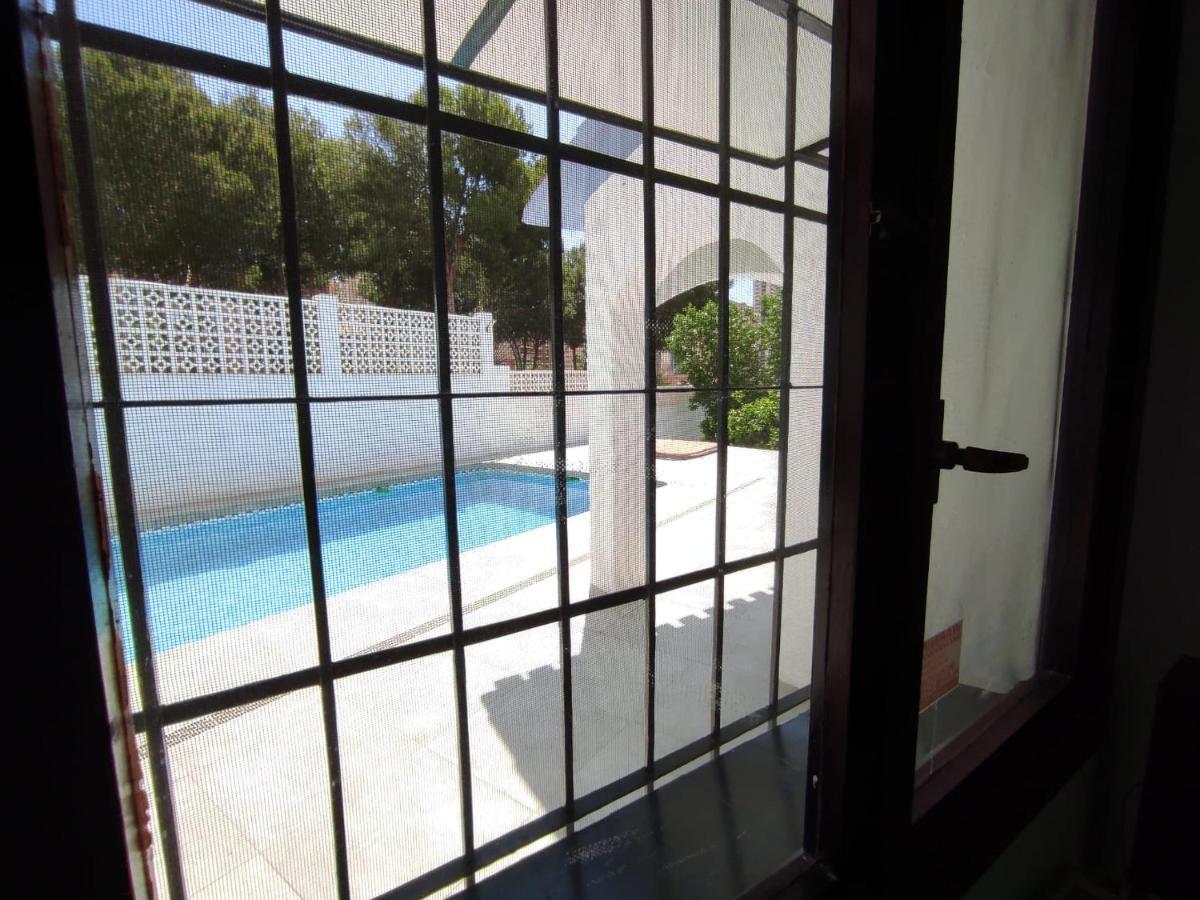 Villa Con Piscina A Un Paso De La Playa Benidorm Eksteriør bilde